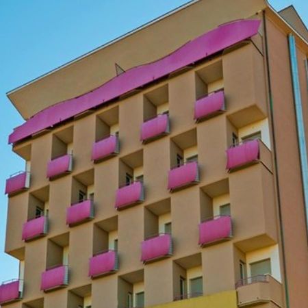 Hotel Atlantic Vista Mare Pesaro Kültér fotó