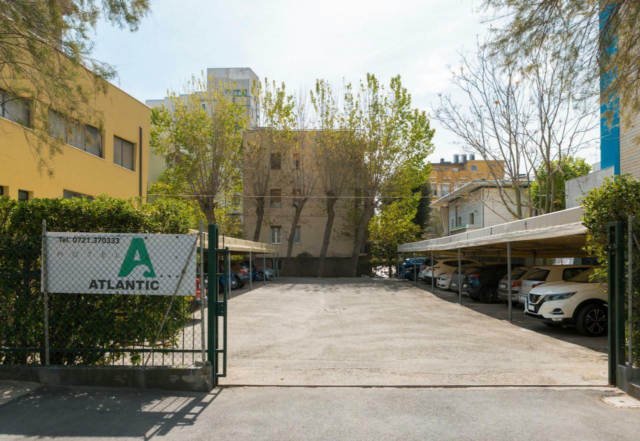 Hotel Atlantic Vista Mare Pesaro Kültér fotó